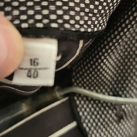 Bugatchi Men's Dress Shirt - Picture 9 of 10